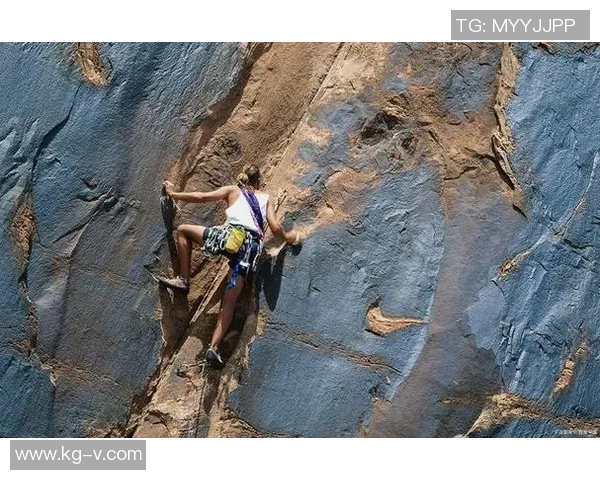 南京攀岩队耐力对比深度解析与训练策略探讨 南京攀岩队耐力对比深度解析与训练策略探讨