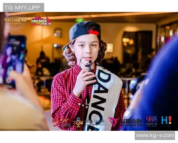 街舞盛宴：深入了解西安街舞队员的独特才华与个人风采