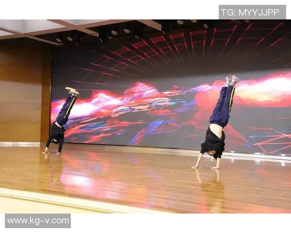 全国街舞大赛特别报道：深圳攀岩队如何在舞台上绽放青春与激情