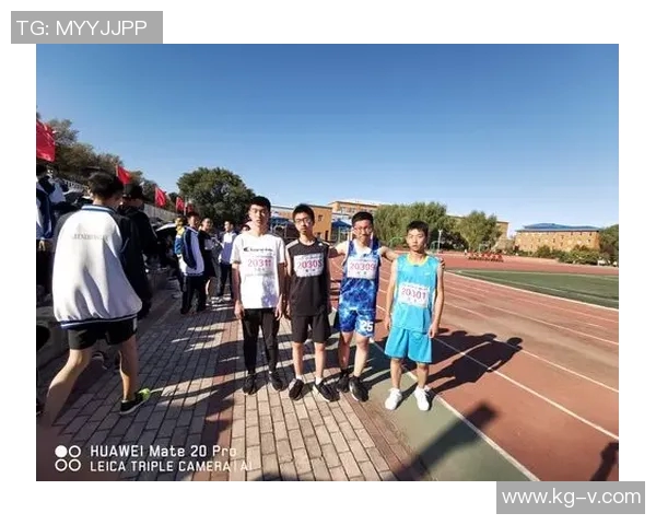 重庆足球队的奋斗与荣耀：一段不平凡的突破历程纪实