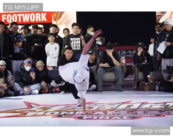 武汉街舞队的阵地战：探寻街舞文化在城市中的热潮与影响